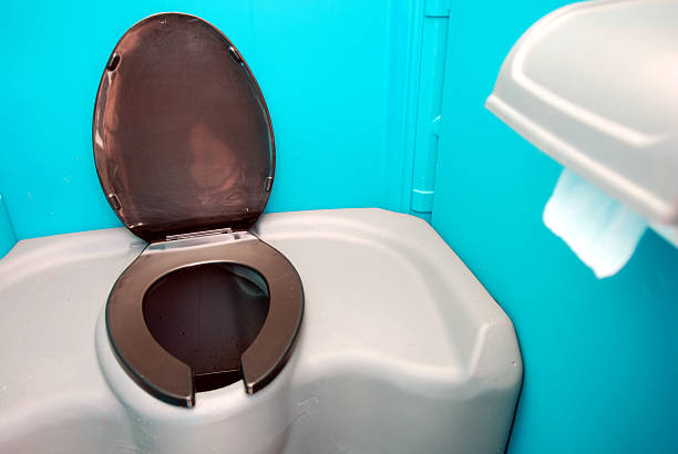 Best Best portable toilet rental  in Lynn, MA
