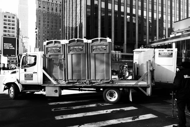 Best Affordable portable toilet rental  in Lynn, MA